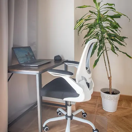 Miraflora Apartment